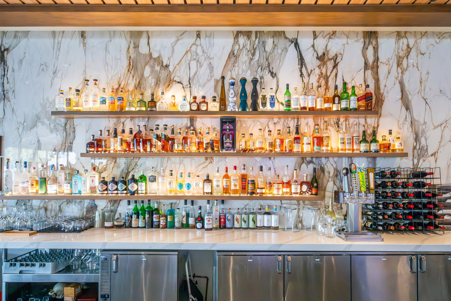 Warehouse 72 WaterStar Restaurant DSC 1805 021025